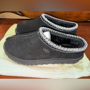 Black tasmans UGG men